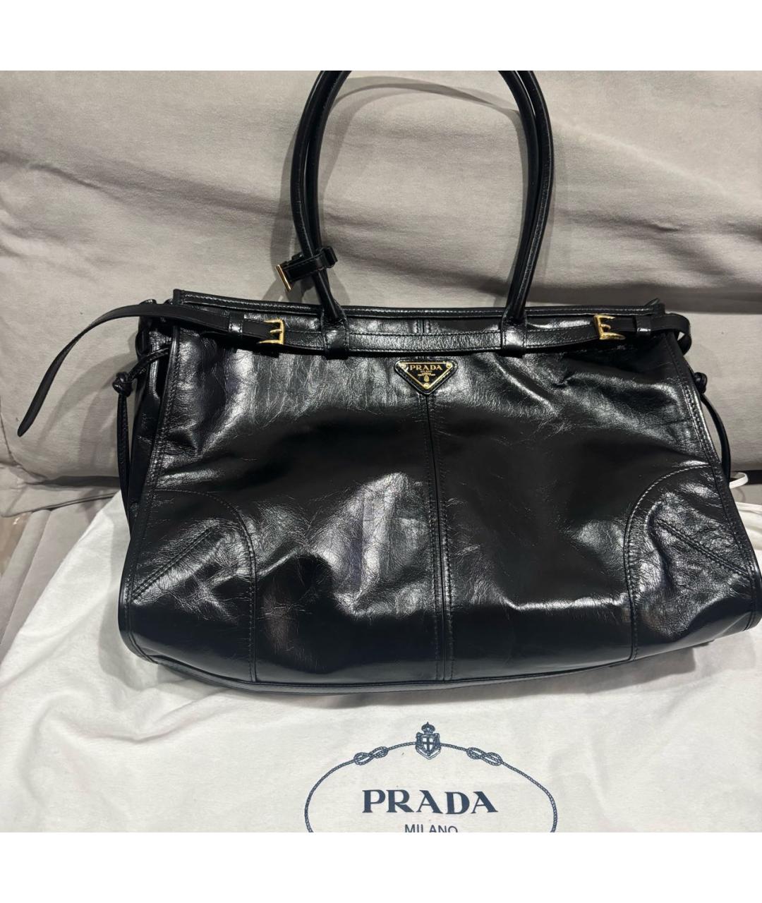 PRADA Черная кожаная сумка с короткими ручками, фото 2