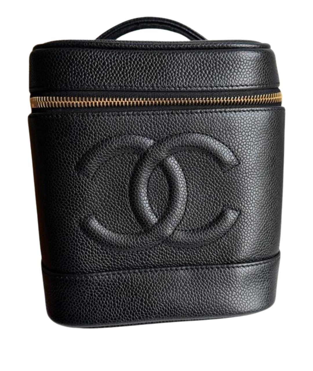 CHANEL Черная кожаная сумка с короткими ручками, фото 1