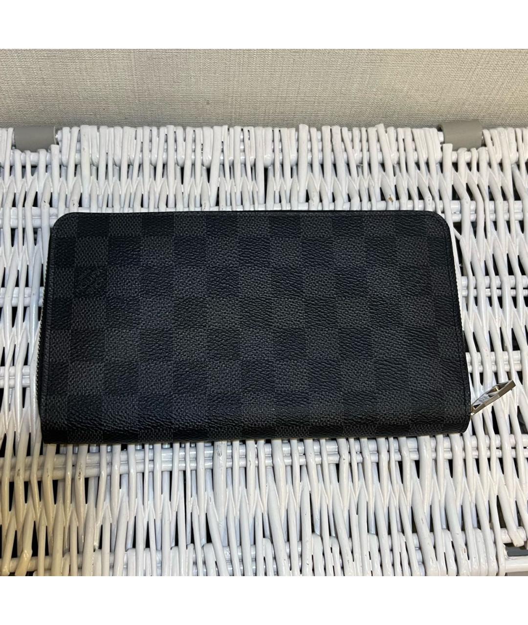 LOUIS VUITTON Черный кожаный кошелек, фото 7