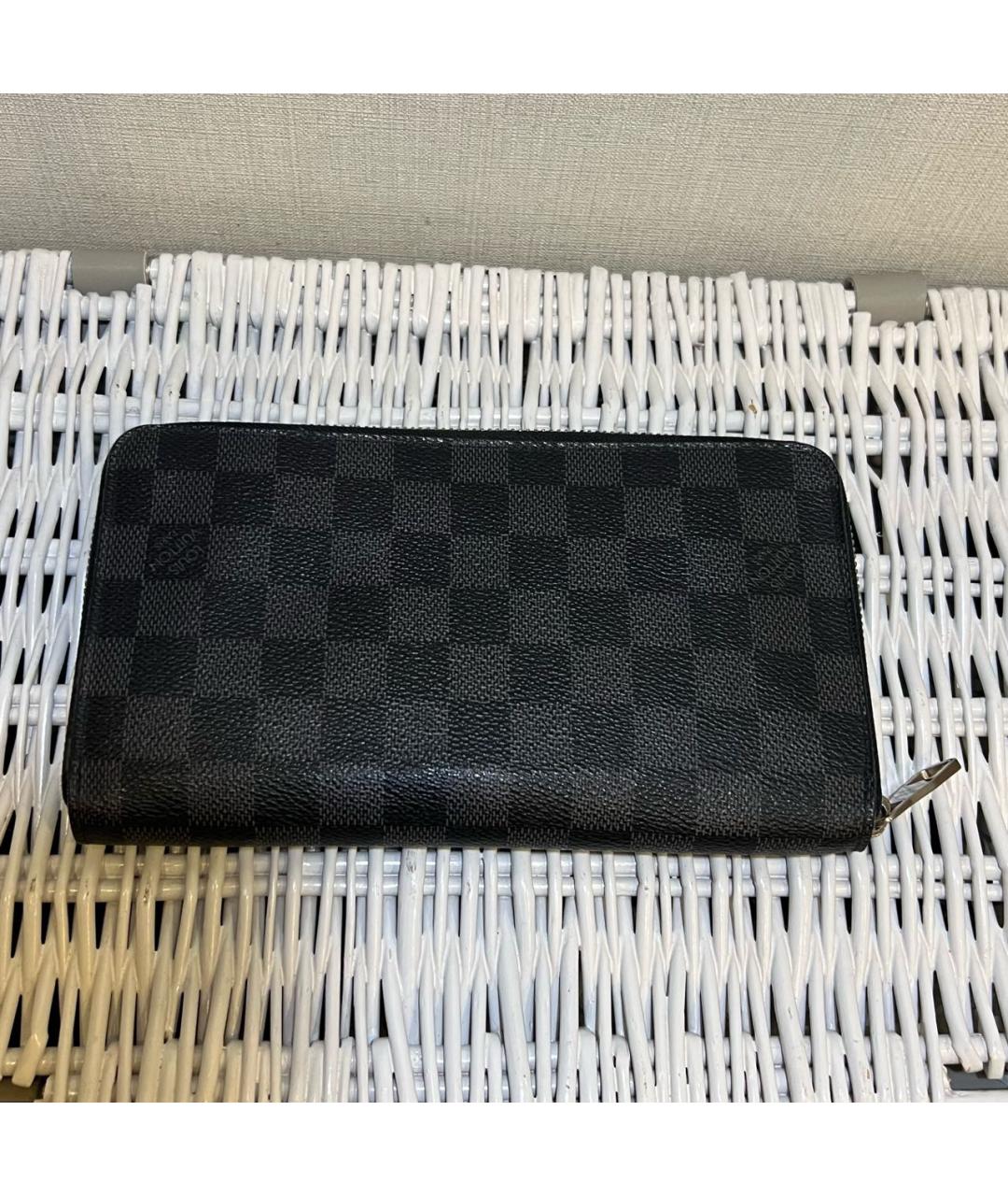 LOUIS VUITTON Черный кожаный кошелек, фото 8