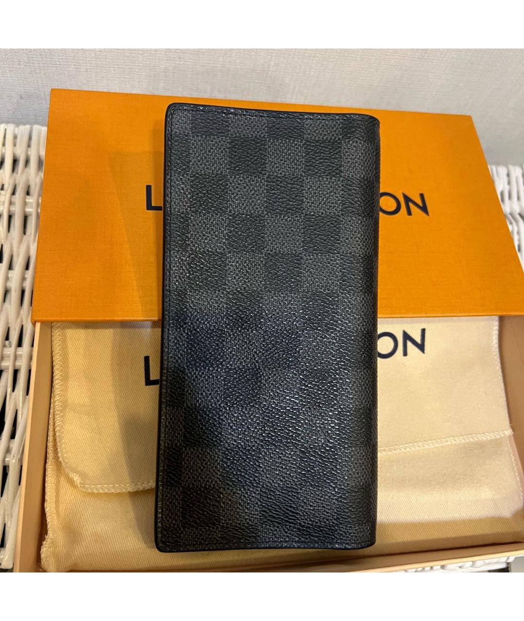 LOUIS VUITTON Черный кожаный кошелек, фото 8