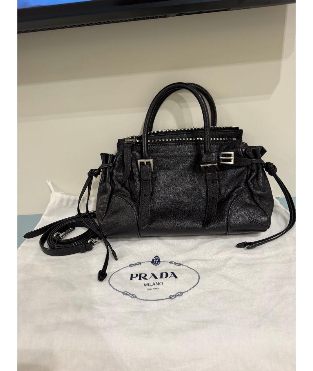 PRADA Черная кожаная сумка с короткими ручками, фото 3