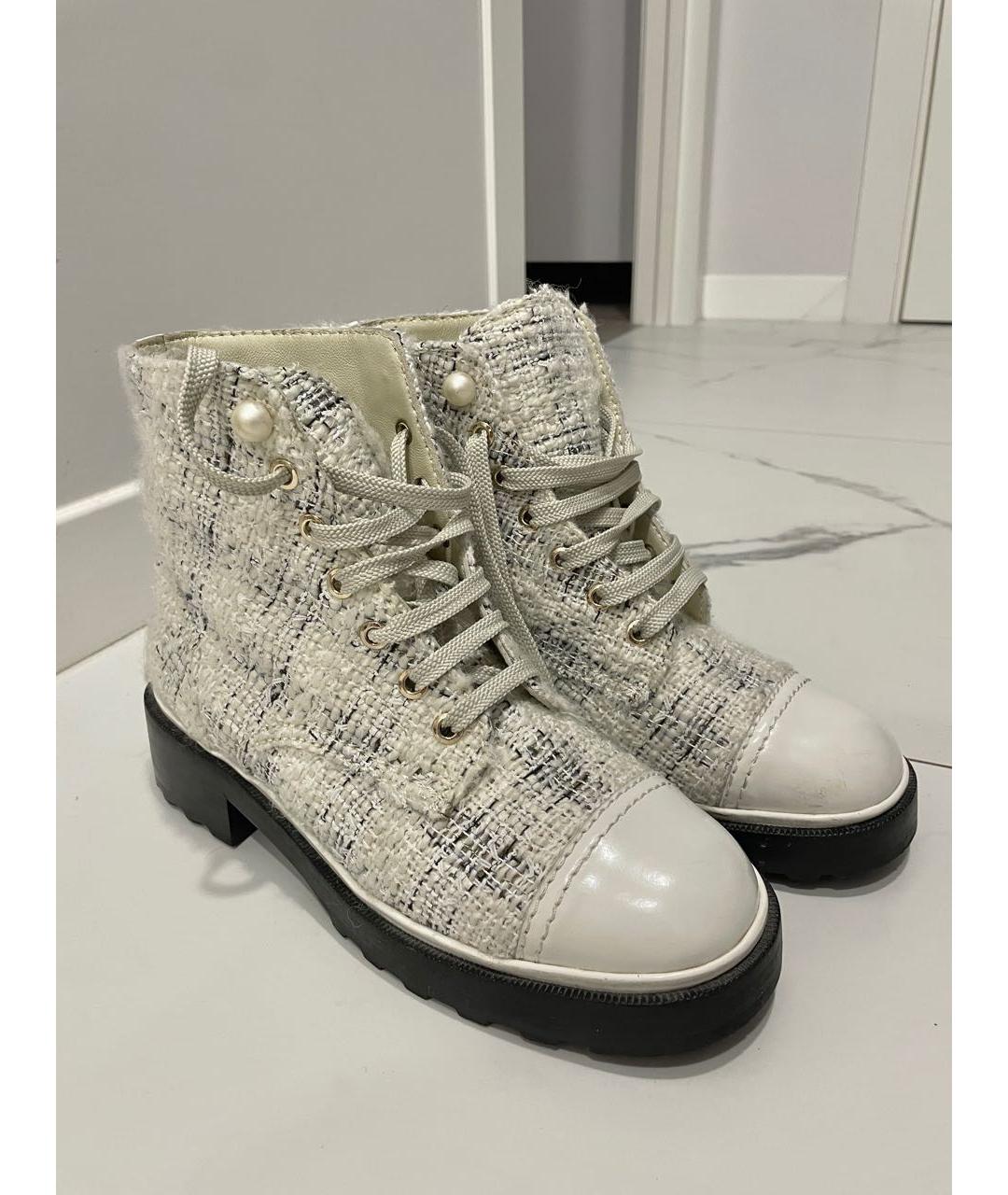 CHANEL Белые текстильные ботинки, фото 2