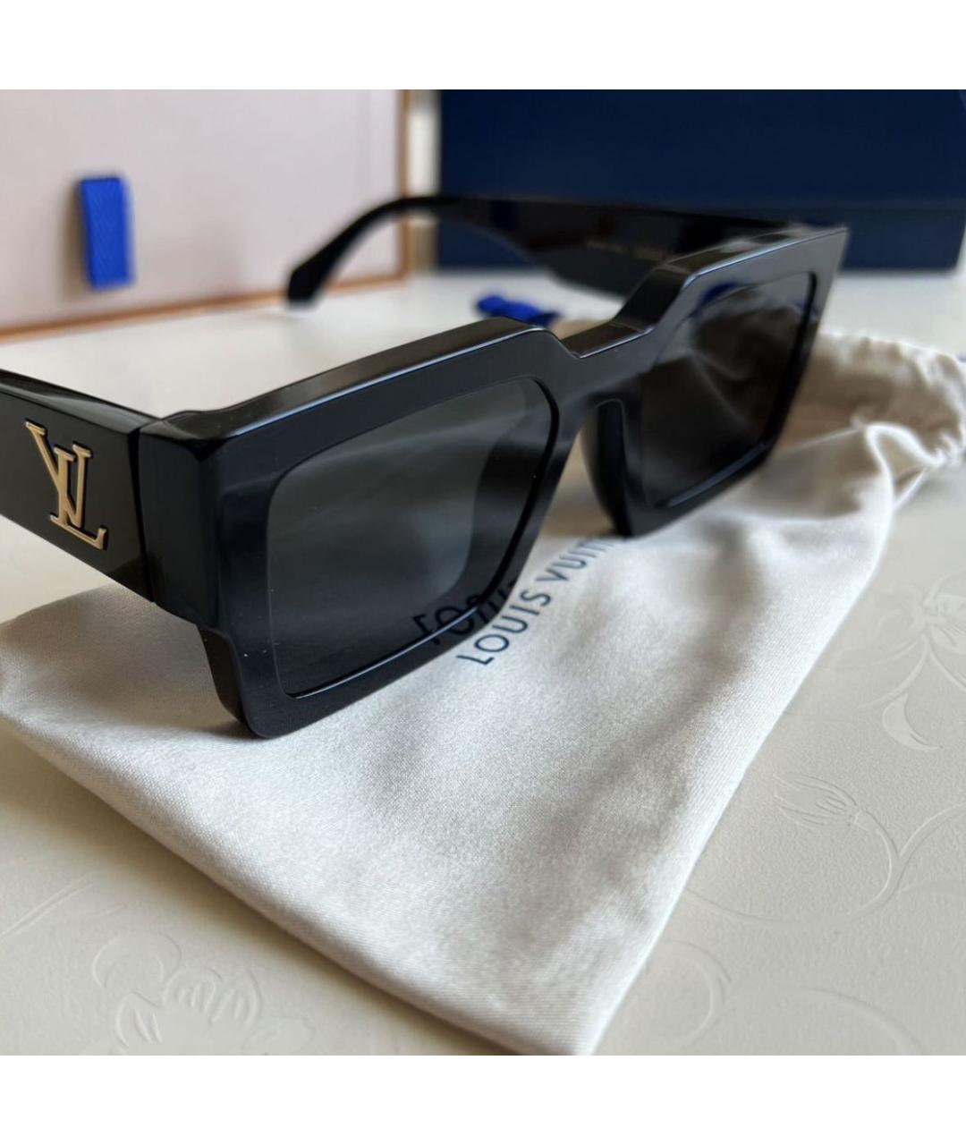 LOUIS VUITTON Черные пластиковые солнцезащитные очки, фото 2