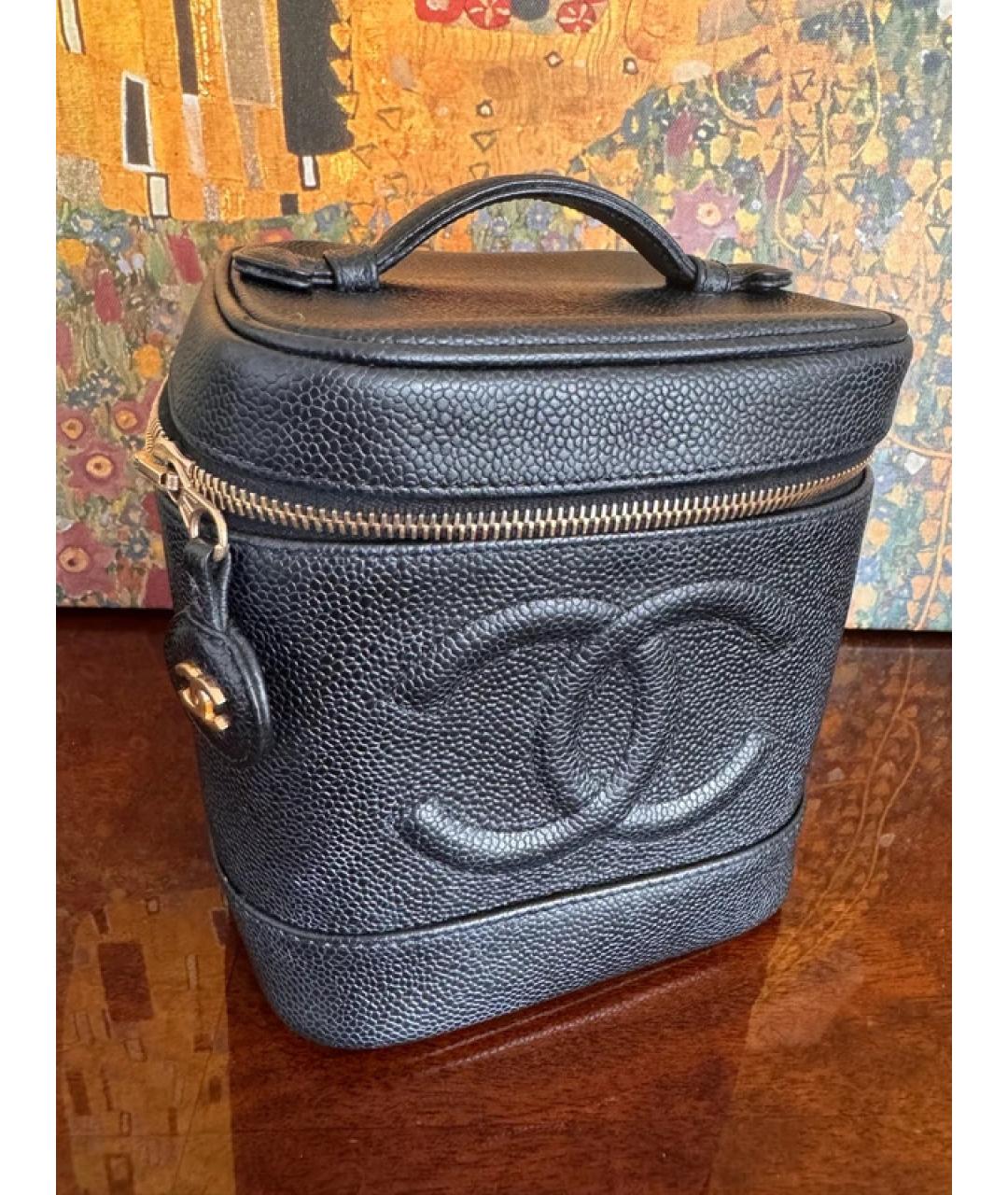 CHANEL Черная кожаная косметичка, фото 2