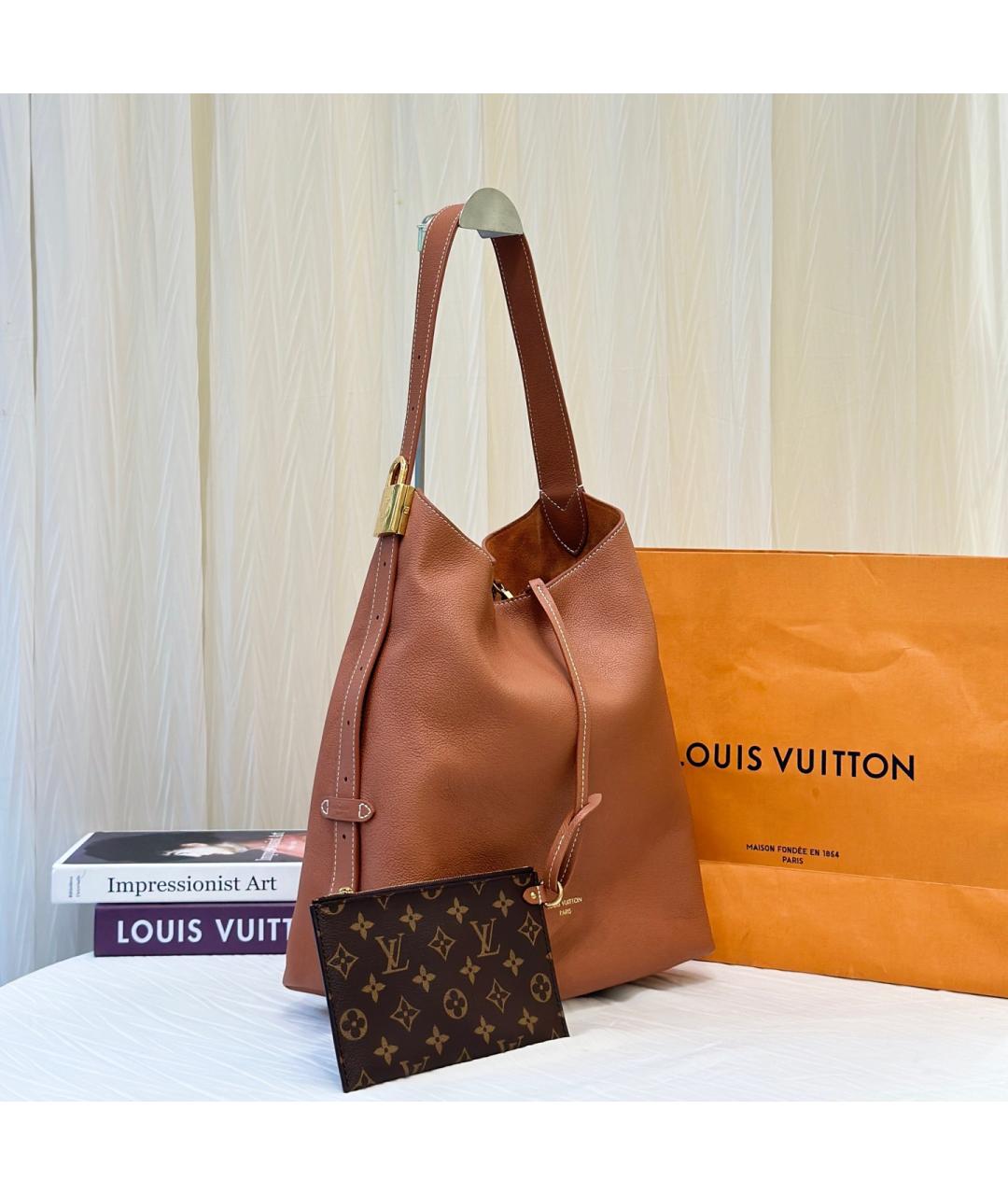 LOUIS VUITTON Коричневая кожаная сумка тоут, фото 2