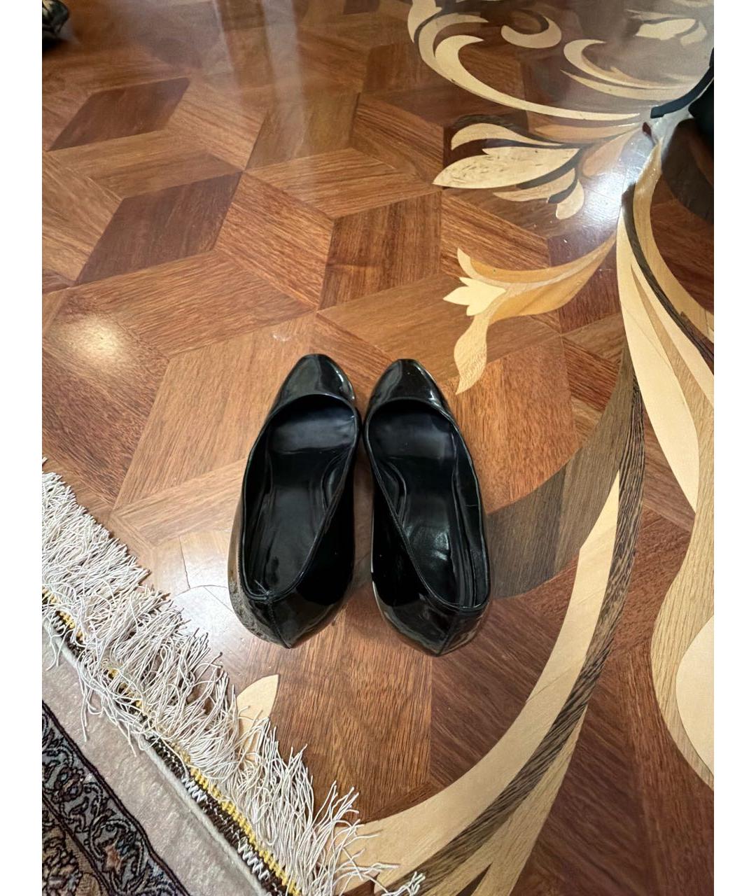 SAINT LAURENT Черные туфли из лакированной кожи, фото 3