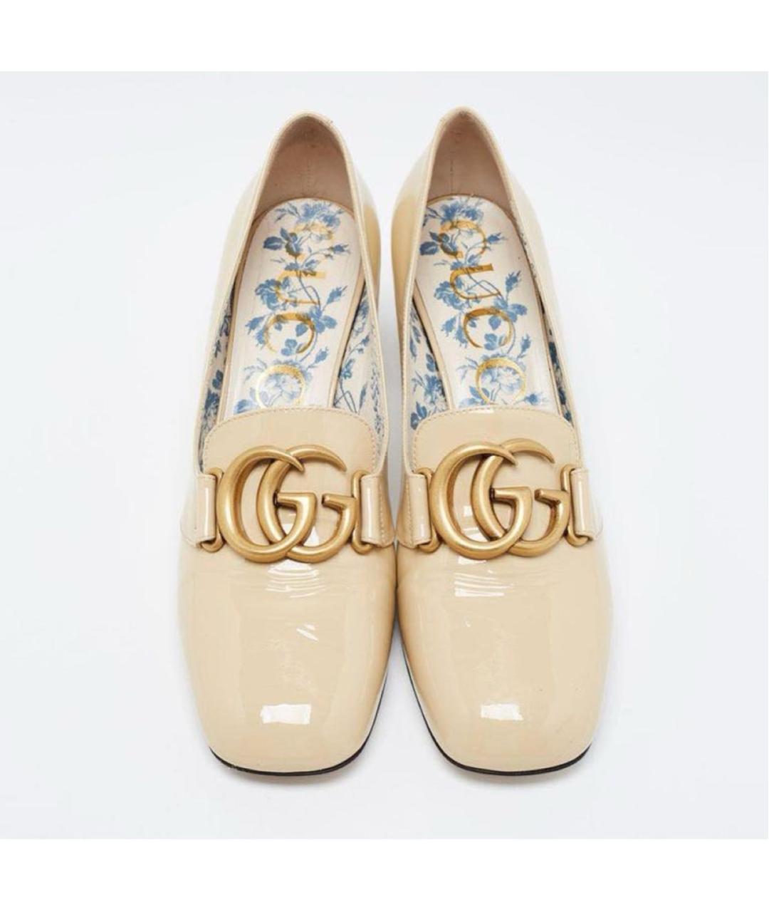 GUCCI Бежевые туфли из лакированной кожи, фото 2