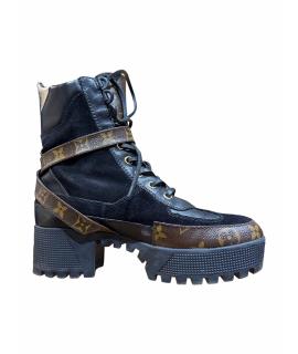 LOUIS VUITTON Ботинки
