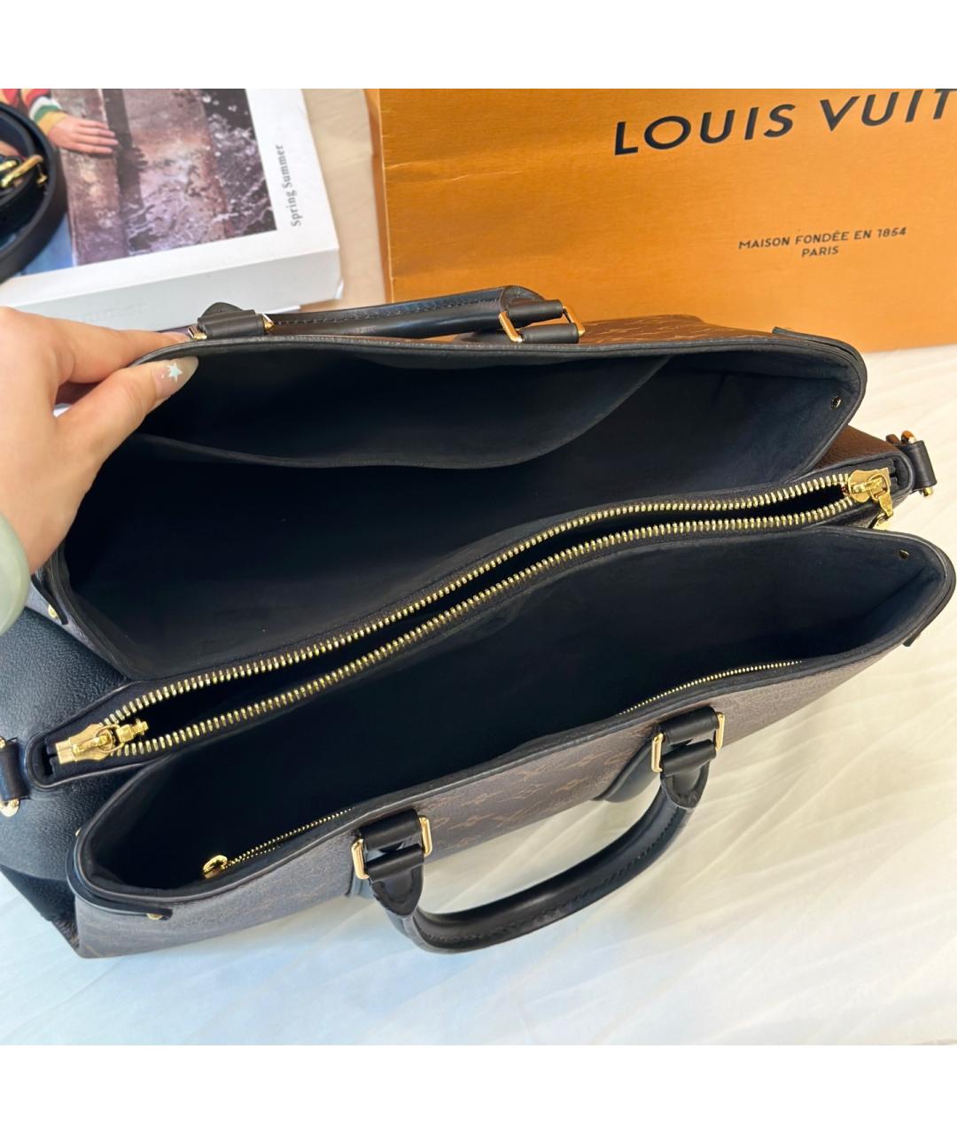 LOUIS VUITTON Коричневая сумка с короткими ручками из канвы, фото 6