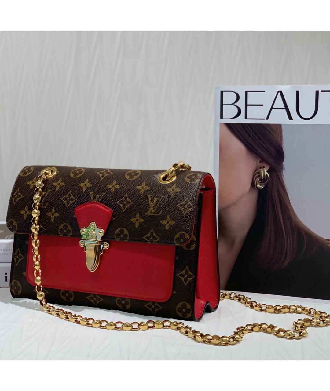 LOUIS VUITTON Красная сумка через плечо из канвы, фото 3
