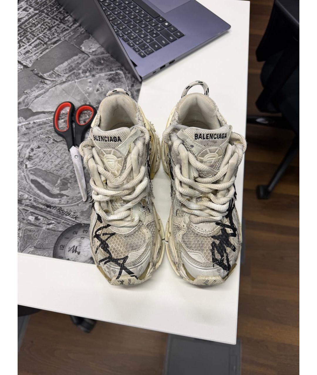 BALENCIAGA Белые текстильные кроссовки, фото 2