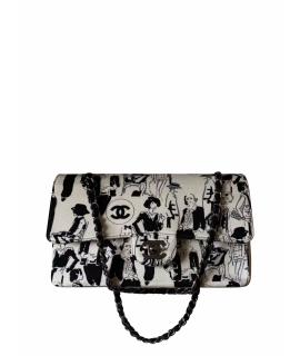 CHANEL Сумка через плечо