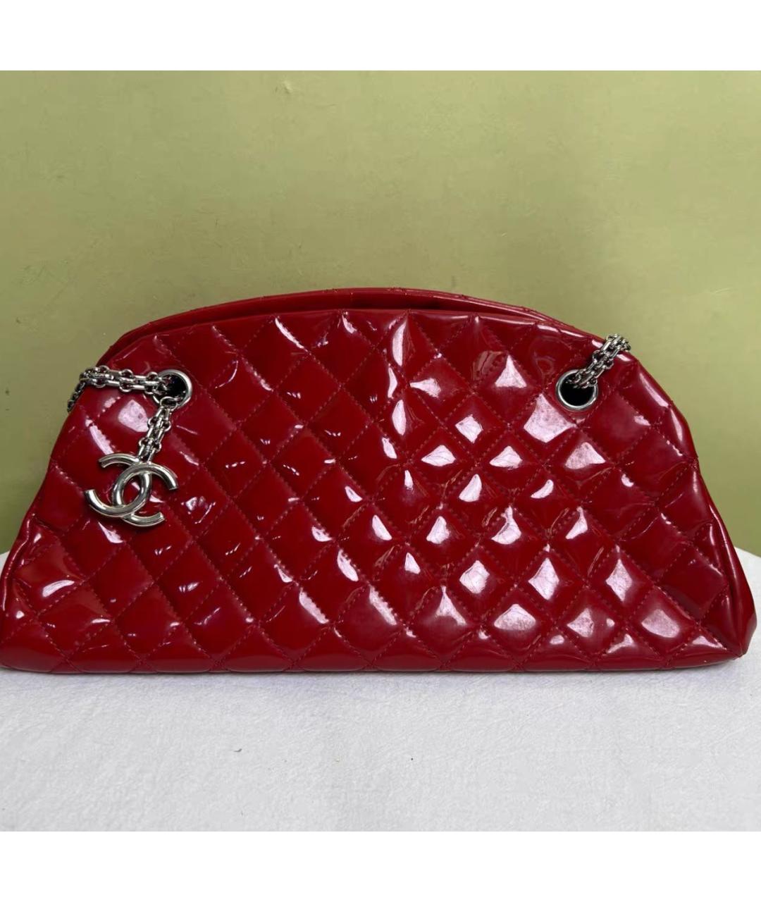 CHANEL Красная сумка через плечо из лакированной кожи, фото 8