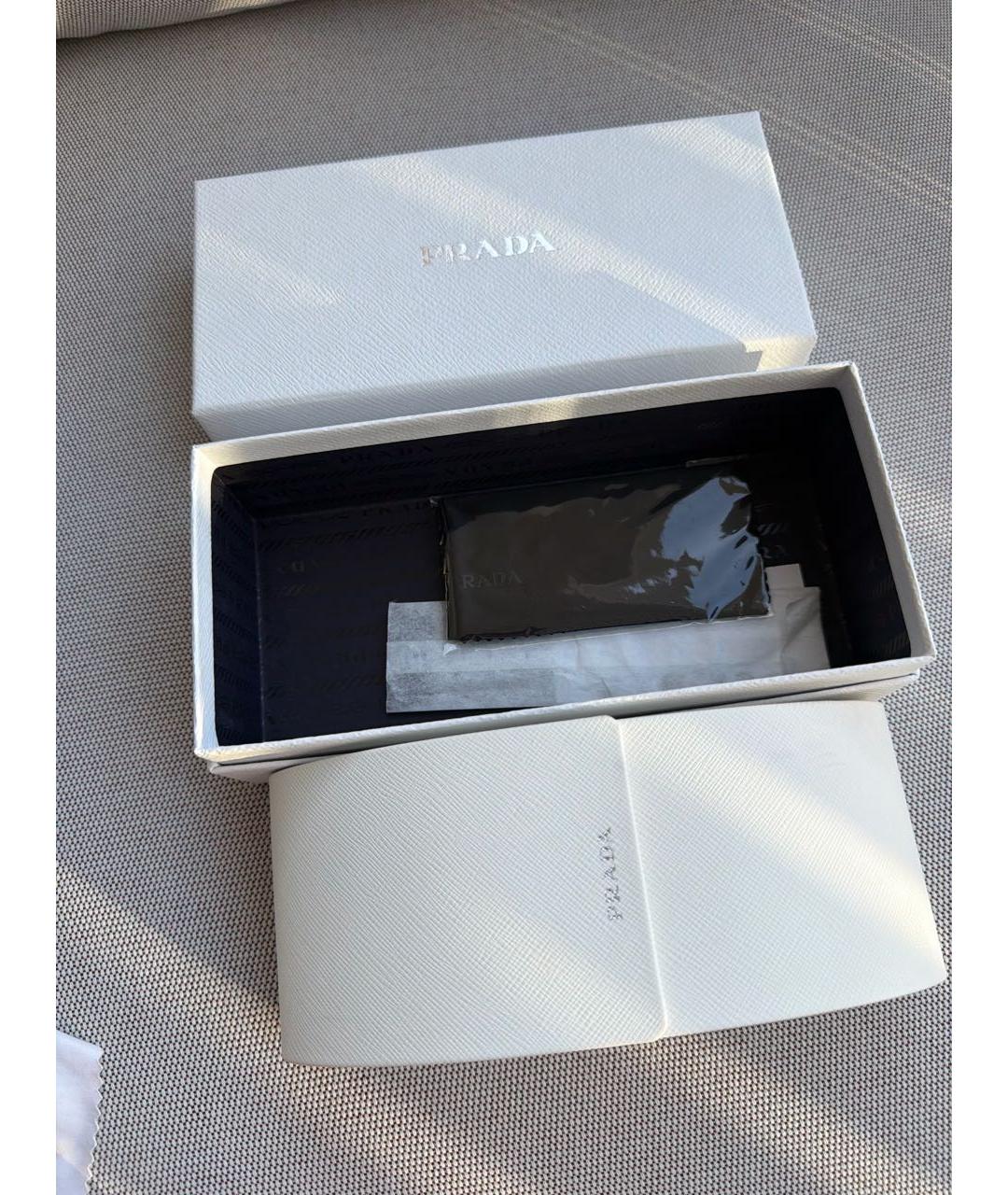 PRADA Черные пластиковые солнцезащитные очки, фото 4