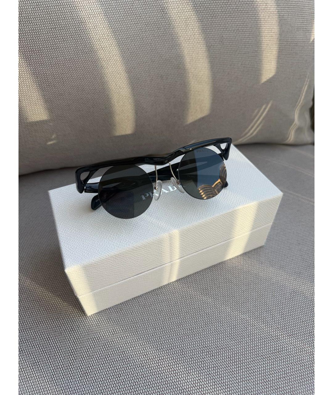 PRADA Черные пластиковые солнцезащитные очки, фото 9