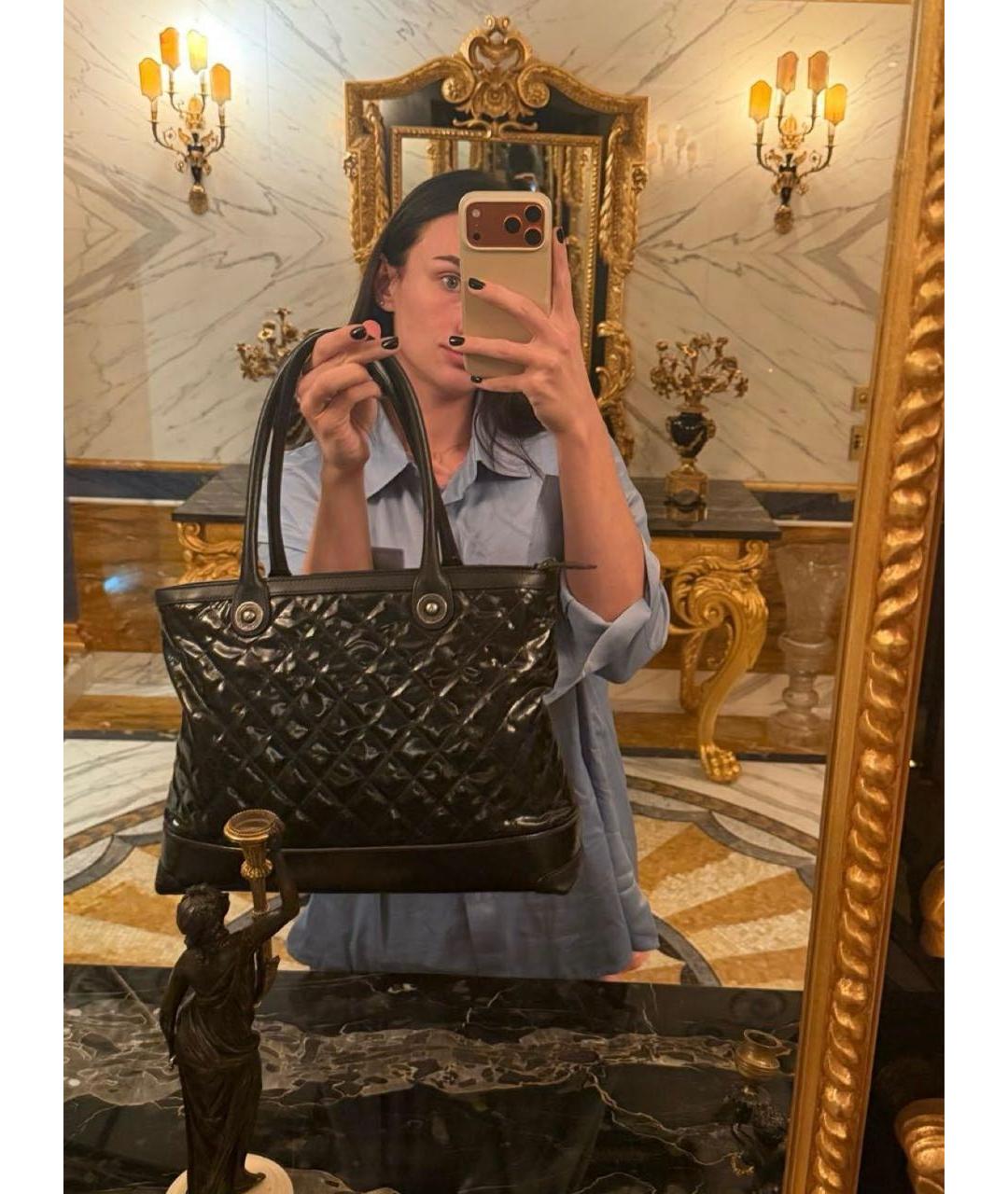 CHANEL Черная кожаная сумка тоут, фото 6