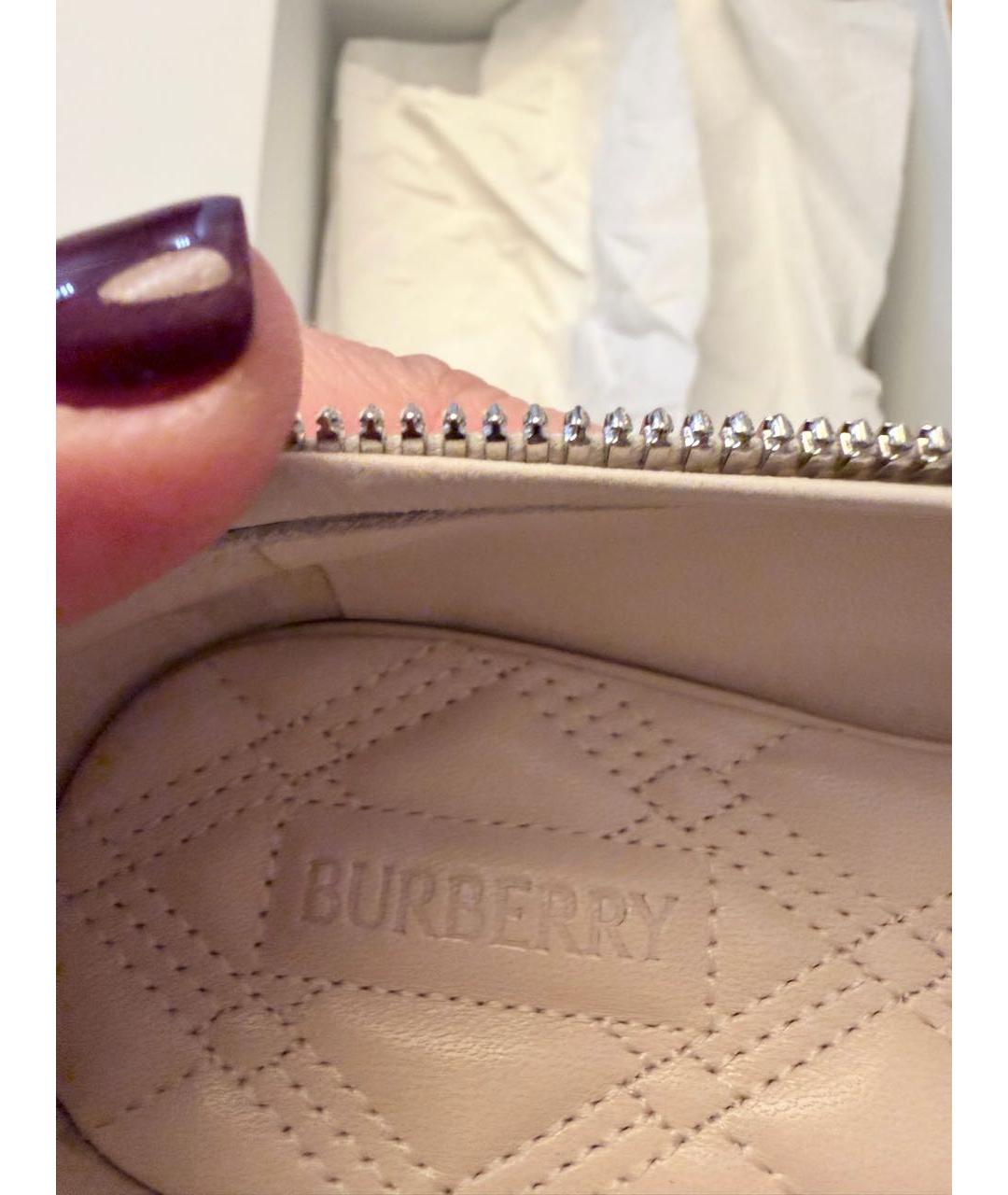 BURBERRY Бежевые кожаные балетки, фото 6