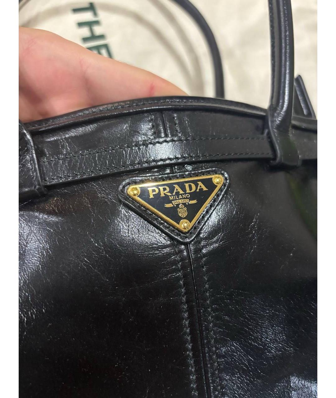 PRADA Черная кожаная сумка с короткими ручками, фото 4