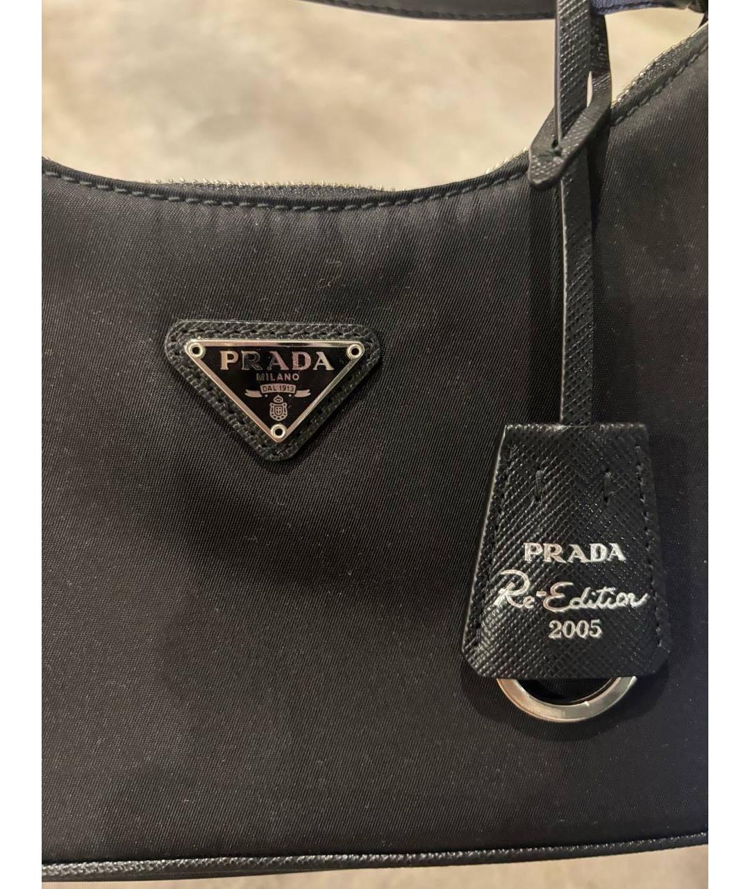PRADA Черная нейлоновая сумка с короткими ручками, фото 2