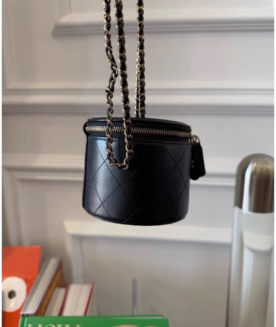 CHANEL Черная кожаная сумка через плечо, фото 4