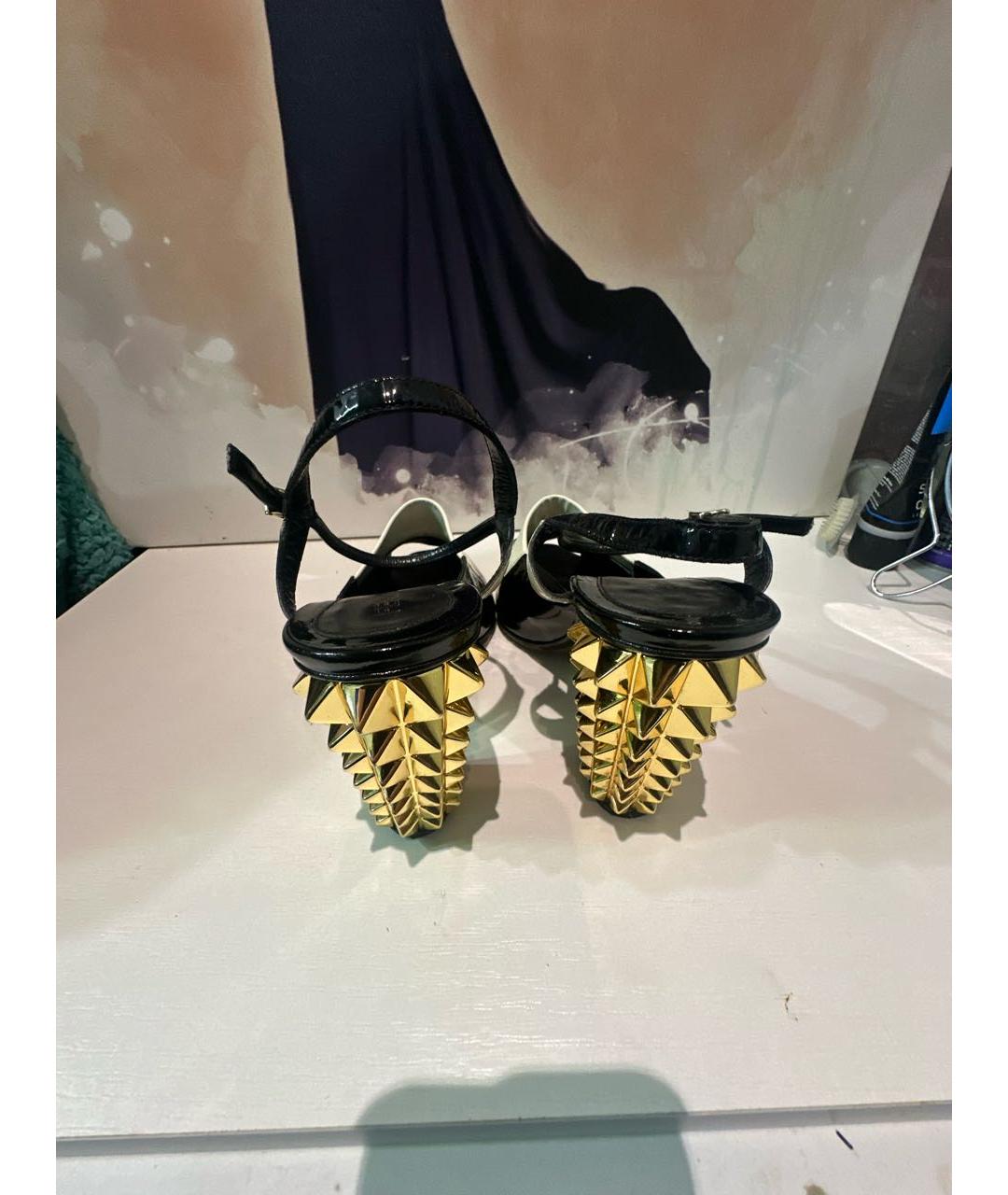 FENDI Черные босоножки из лакированной кожи, фото 4