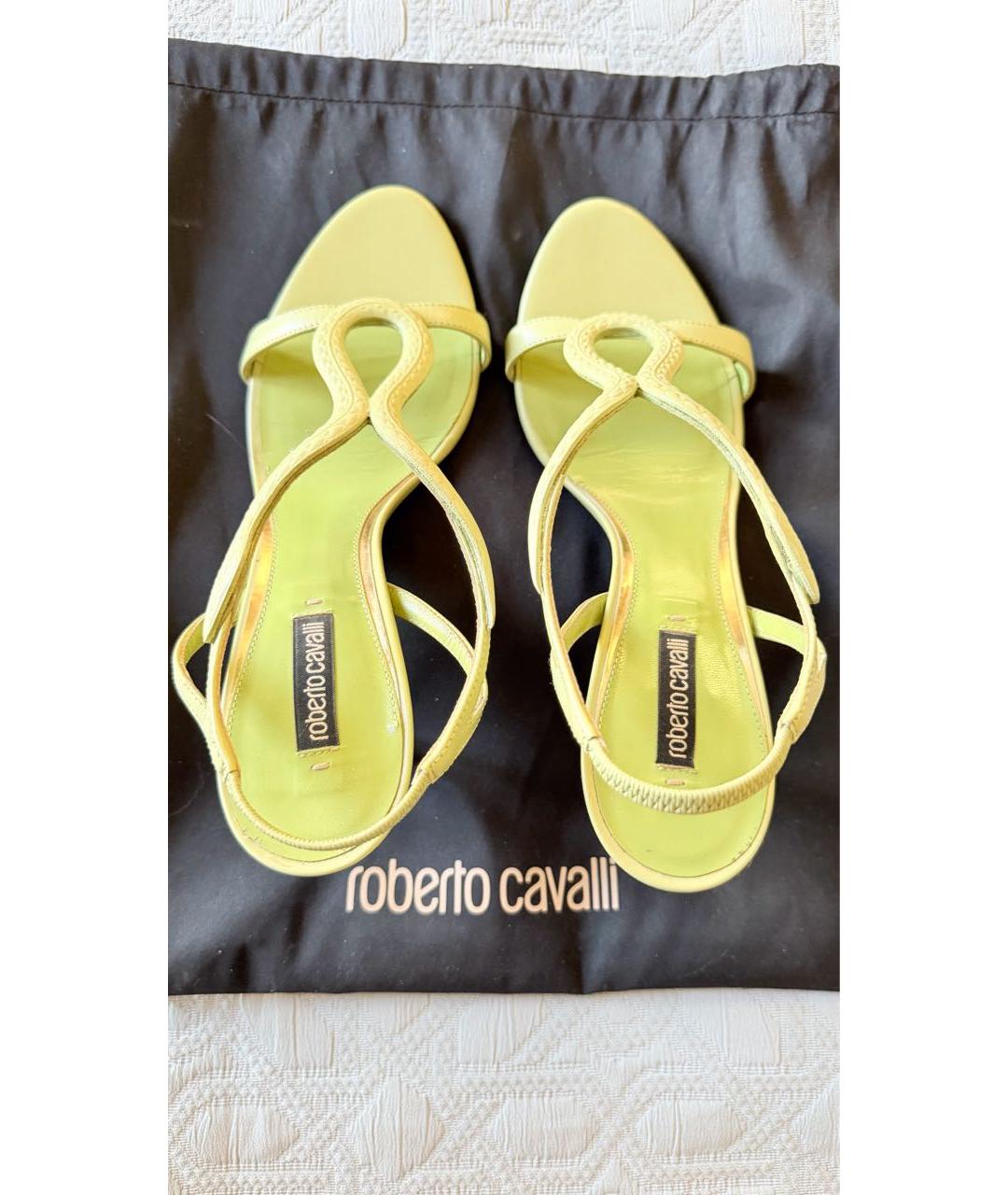 ROBERTO CAVALLI Салатовые кожаные босоножки, фото 3
