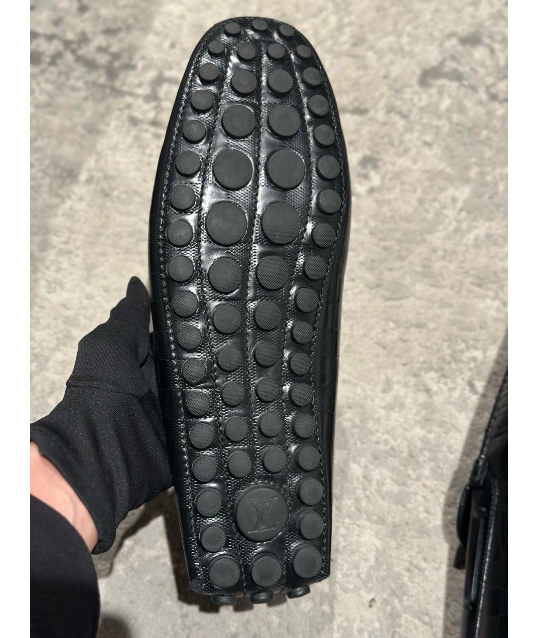 LOUIS VUITTON Черные кожаные мокасины, фото 7