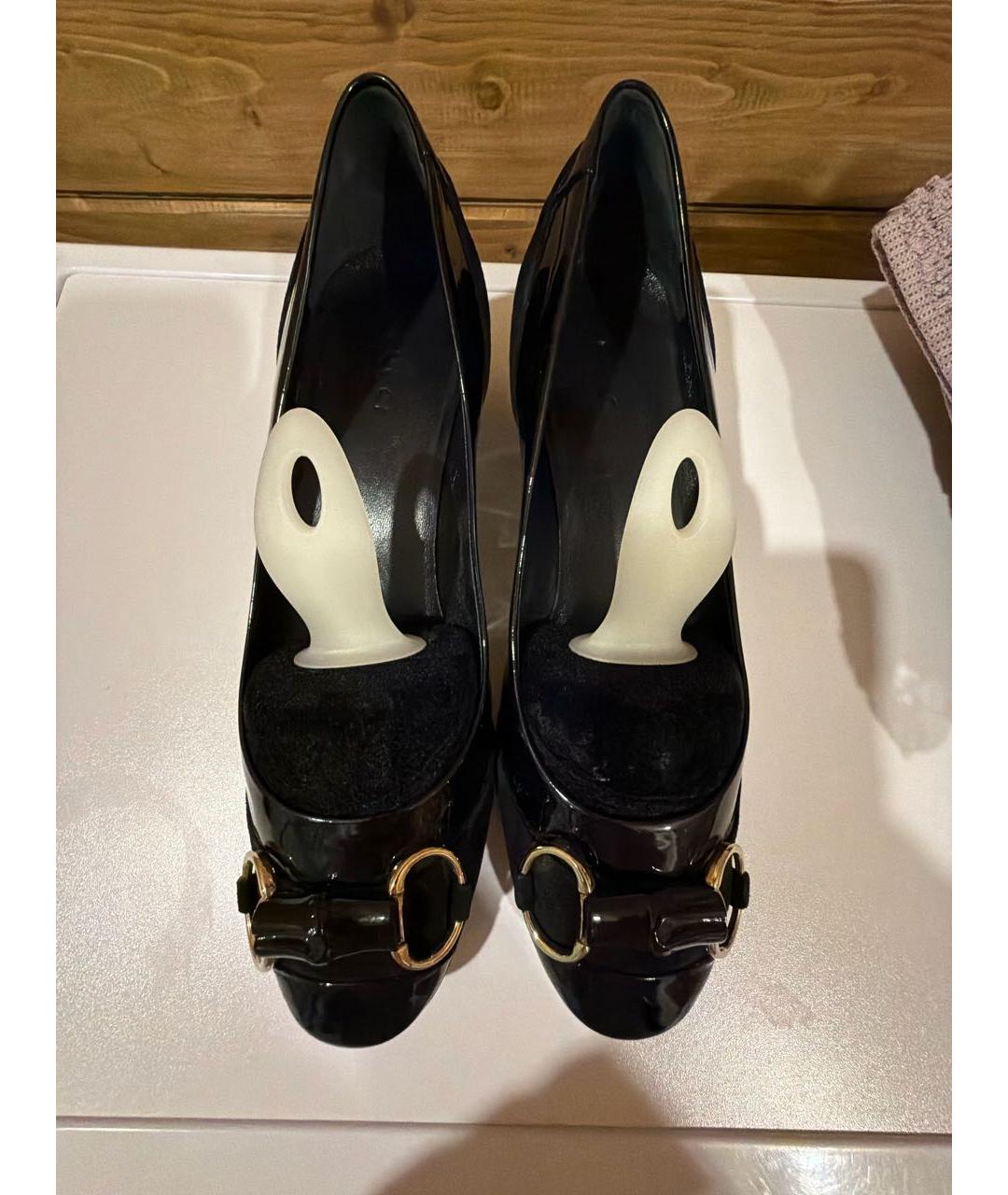 GUCCI Черные туфли из лакированной кожи, фото 2