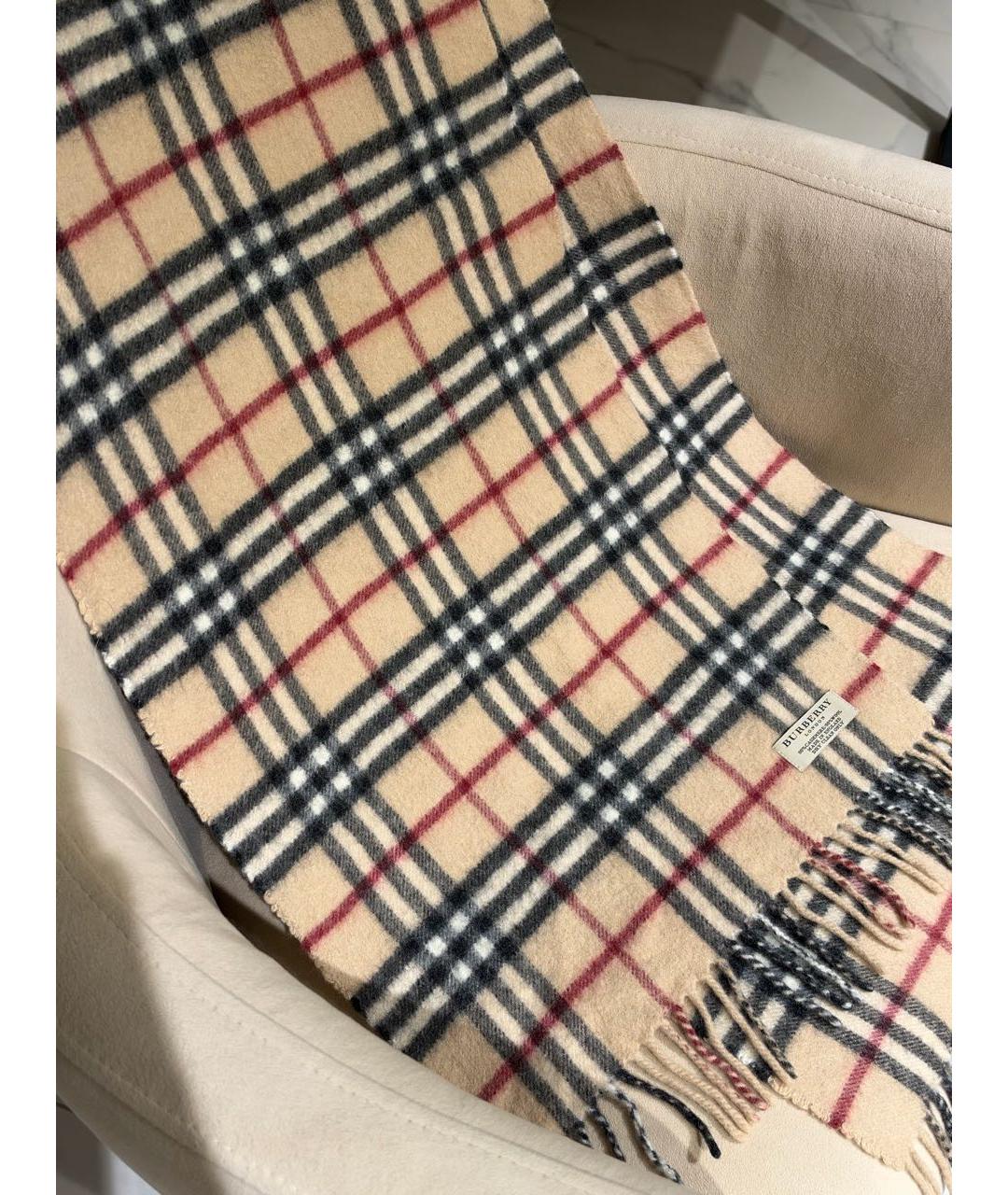 BURBERRY Бежевый шерстяной шарф, фото 3