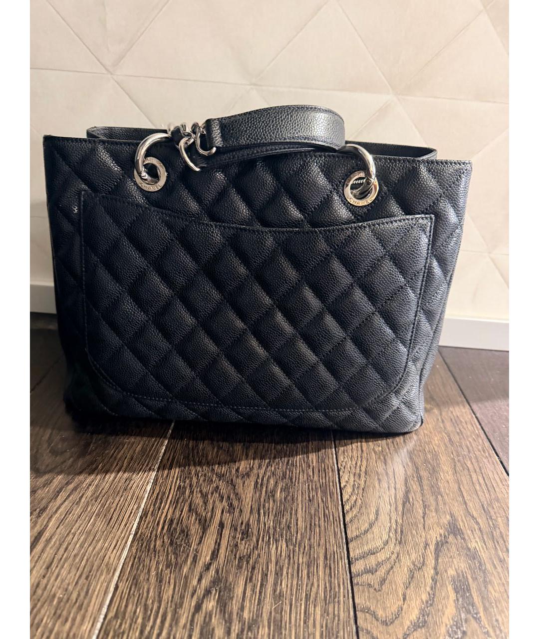 CHANEL Черная кожаная сумка тоут, фото 3