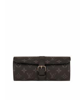 LOUIS VUITTON Обложка/футляр