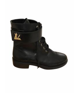 LOUIS VUITTON Ботинки