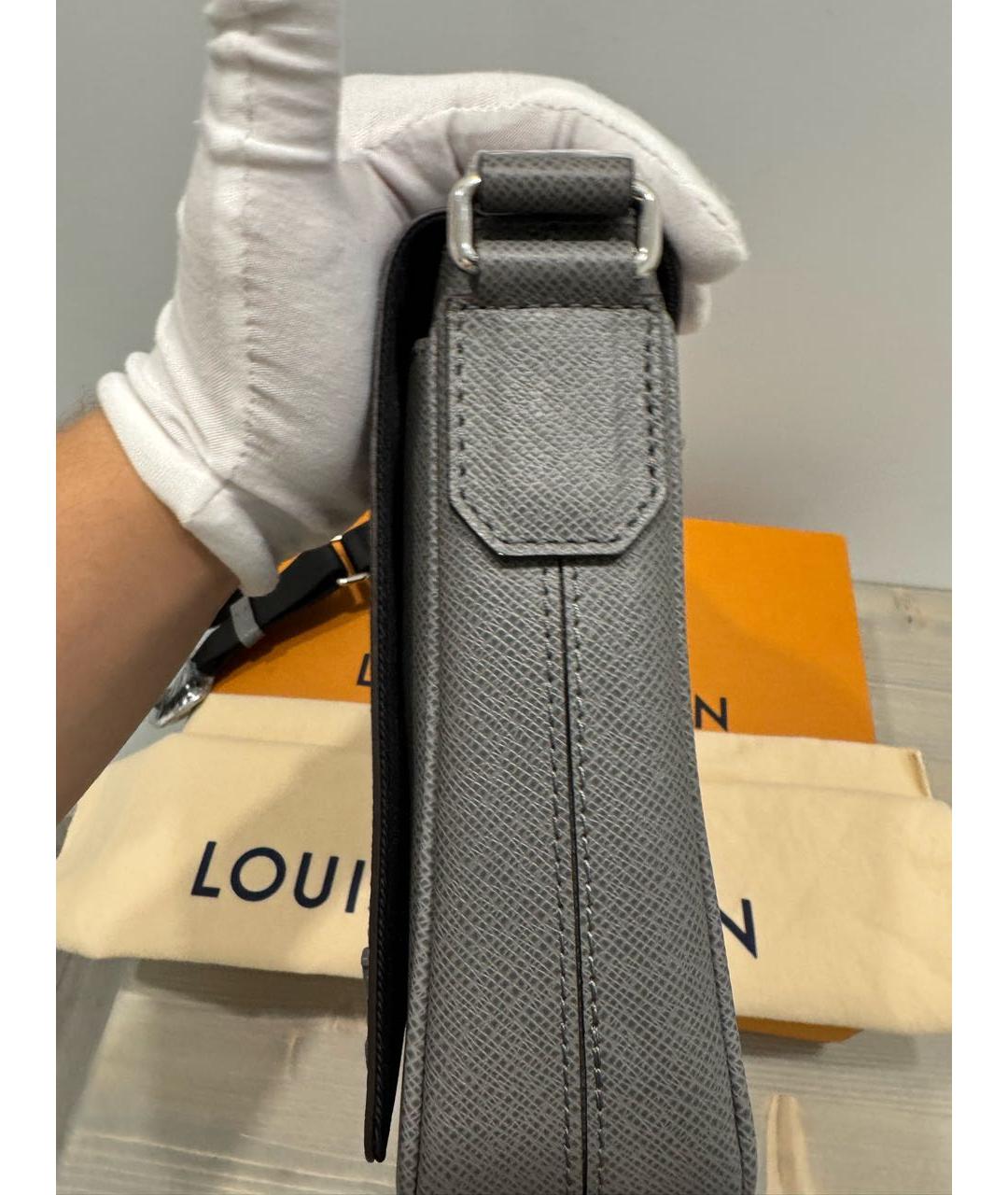 LOUIS VUITTON Серая кожаная сумка на плечо, фото 4