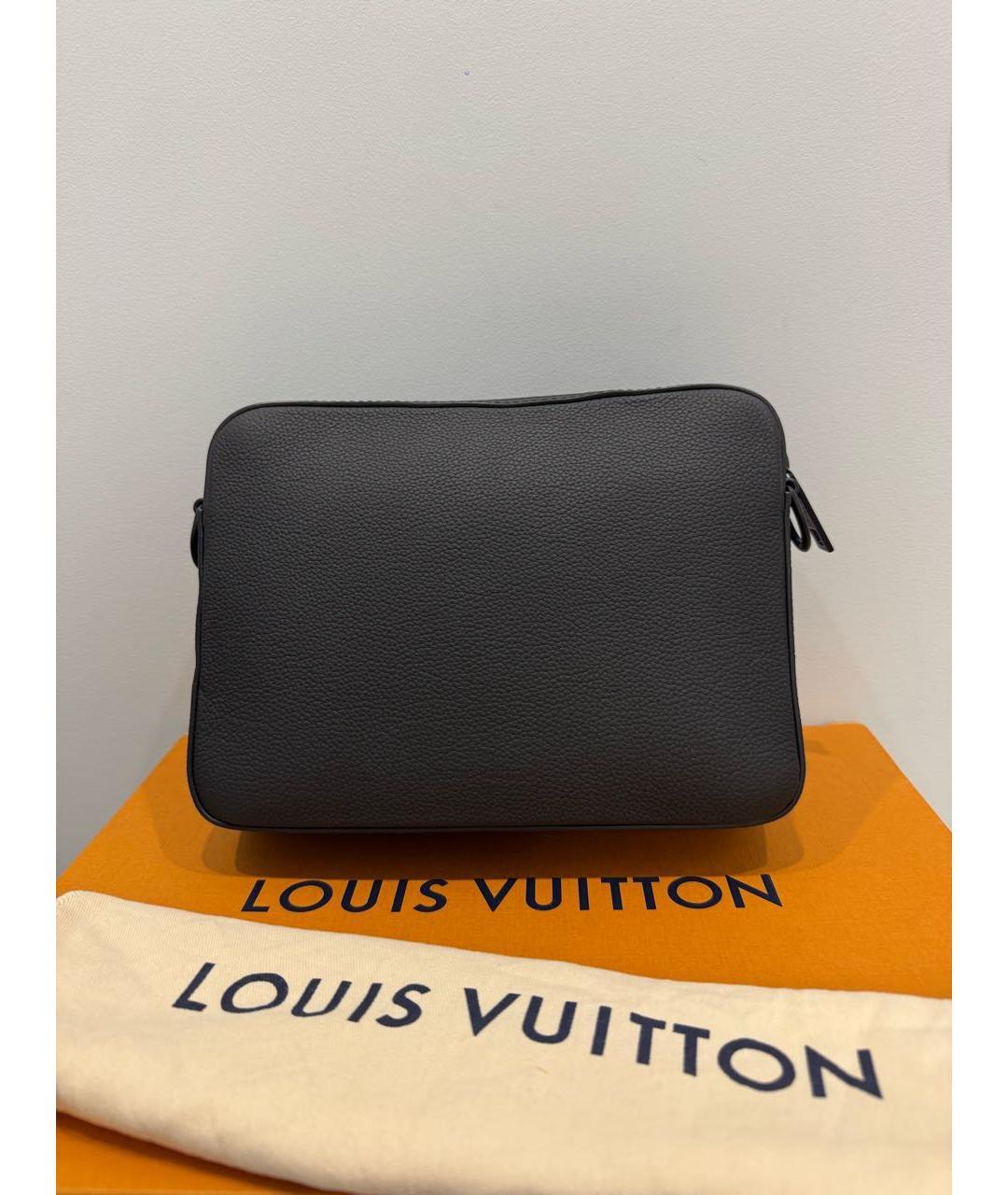 LOUIS VUITTON Черная кожаная сумка на плечо, фото 3