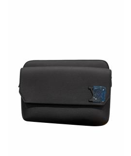 LOUIS VUITTON Сумка на плечо