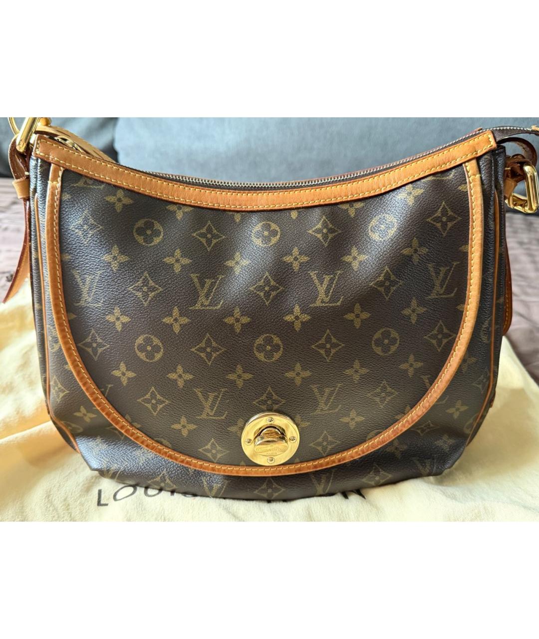 LOUIS VUITTON Коричневая сумка через плечо из канвы, фото 9