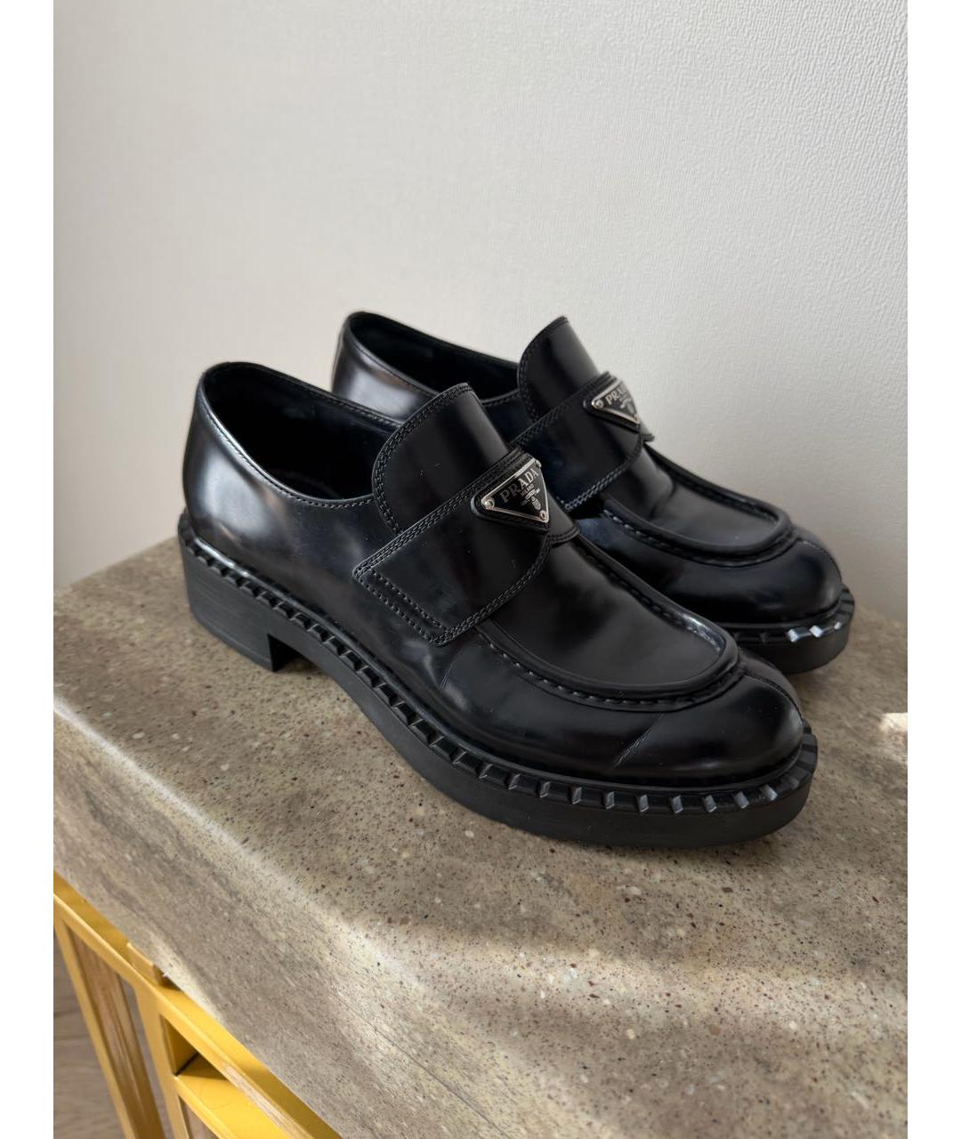 PRADA Черные лоферы из лакированной кожи, фото 2