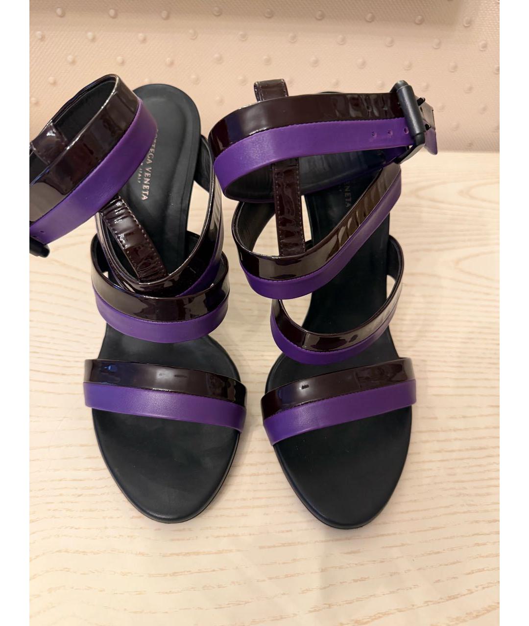 BOTTEGA VENETA Мульти босоножки из лакированной кожи, фото 2