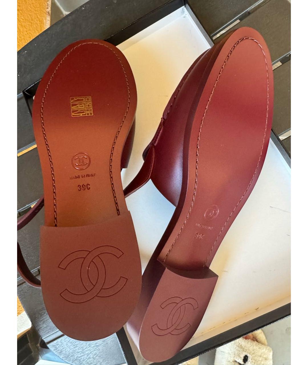 CHANEL Бордовые кожаные мюли, фото 5
