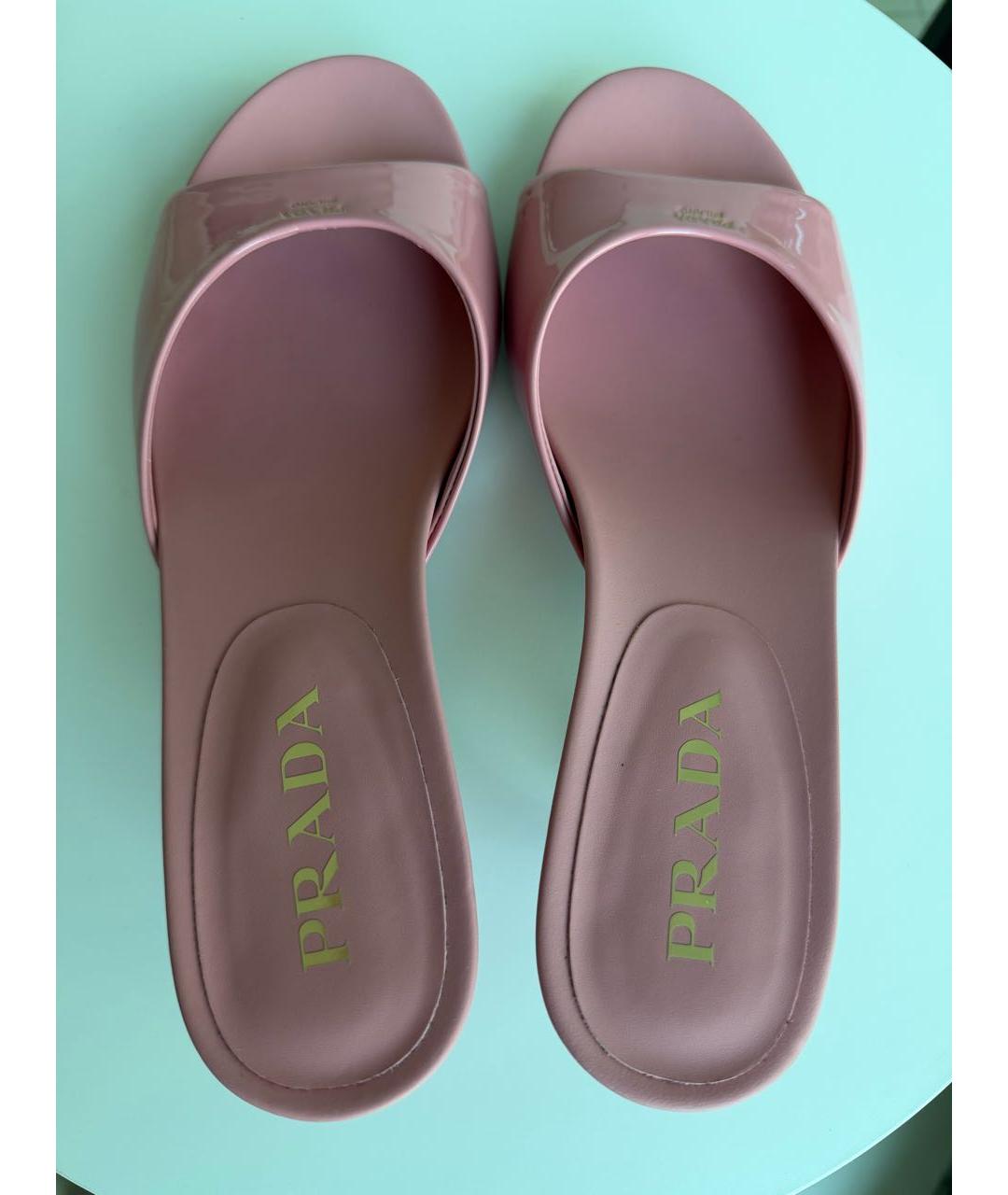 PRADA Розовые мюли из лакированной кожи, фото 3