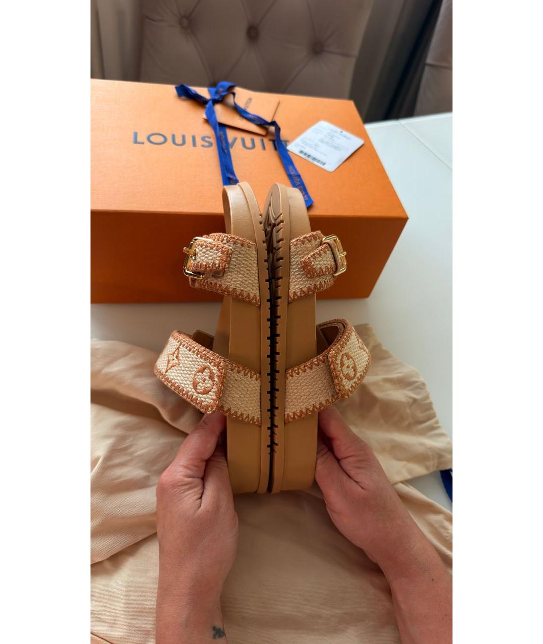 LOUIS VUITTON Бежевые текстильные сандалии, фото 5