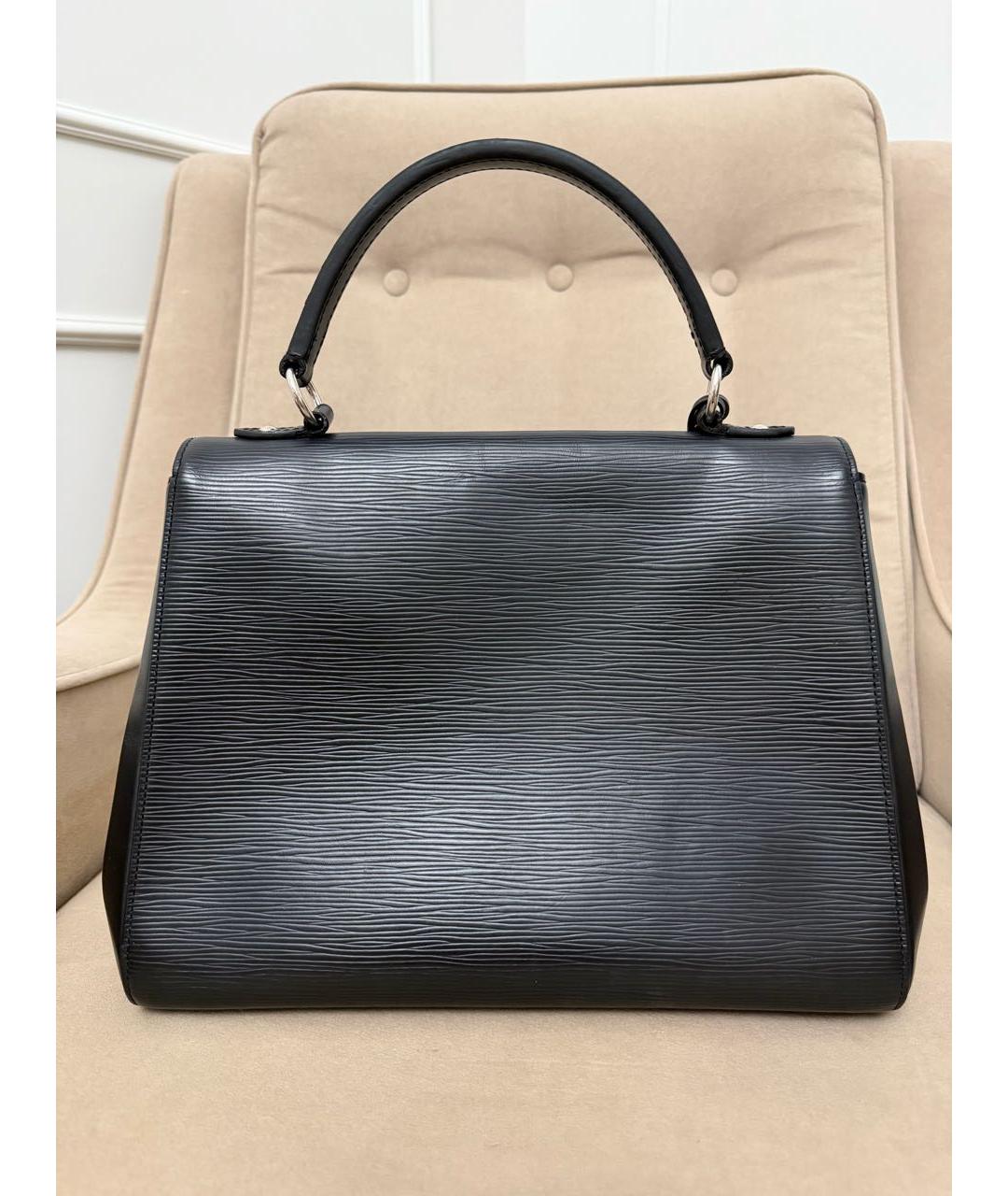 LOUIS VUITTON Черная кожаная сумка с короткими ручками, фото 3