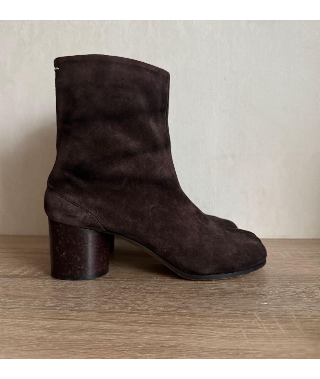 MAISON MARGIELA Коричневые замшевые ботильоны, фото 8
