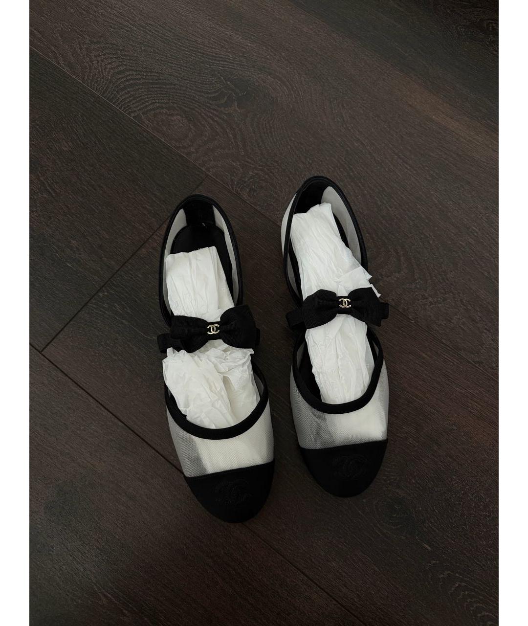CHANEL Белые текстильные балетки, фото 2