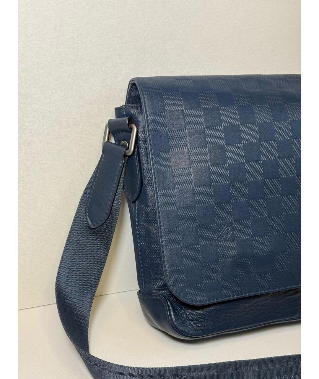LOUIS VUITTON Темно-синяя кожаная барсетка, фото 5