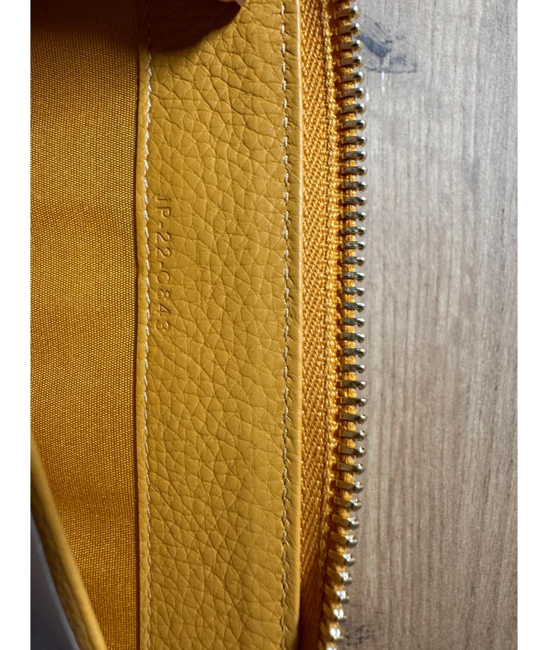 FERRAGAMO Горчичный кожаный кошелек, фото 4