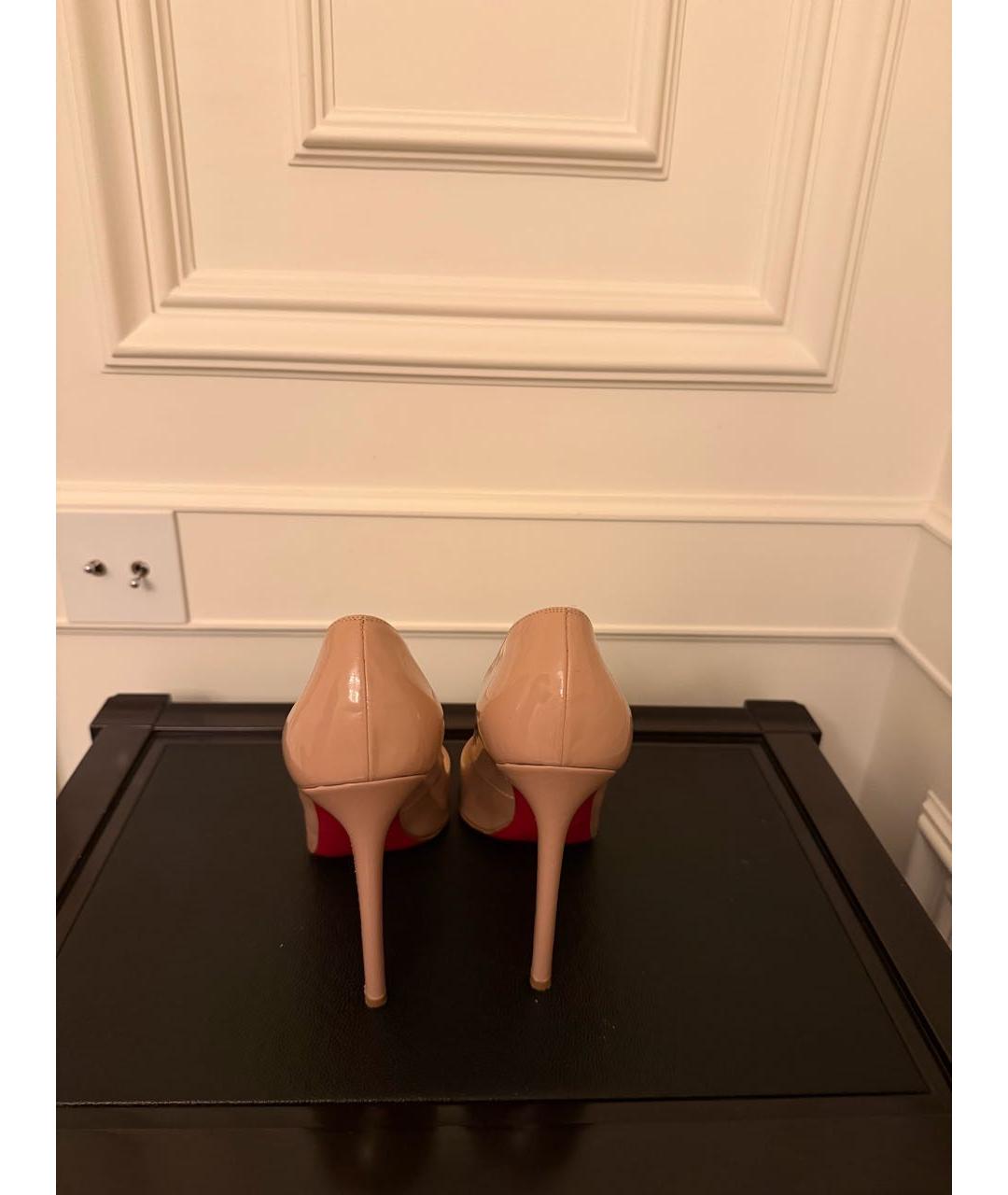 CHRISTIAN LOUBOUTIN Бежевые туфли из лакированной кожи, фото 3