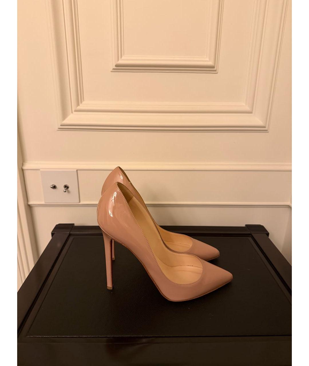 CHRISTIAN LOUBOUTIN Бежевые туфли из лакированной кожи, фото 5