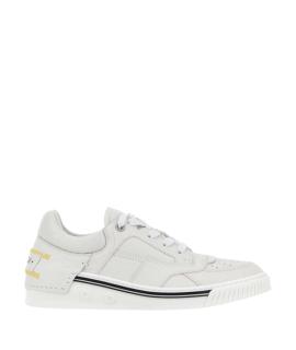 FENDI Низкие кроссовки / кеды